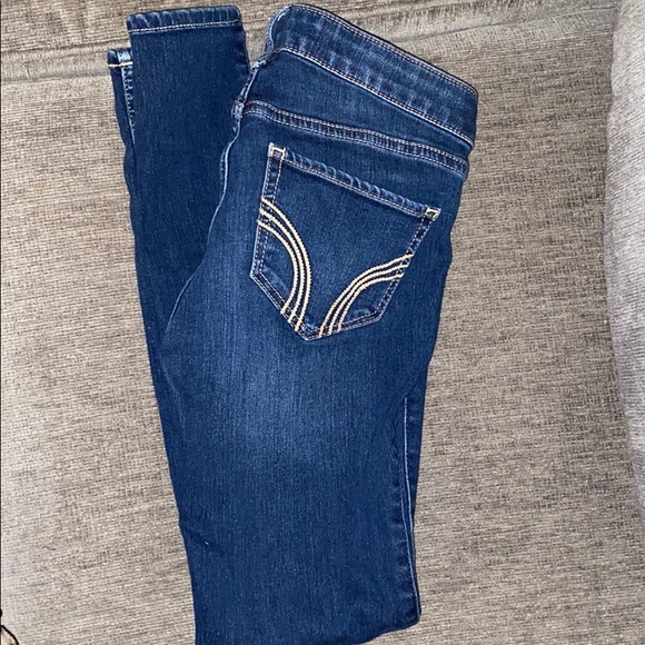 Hollister skinny jeans - Picture 4 of 5